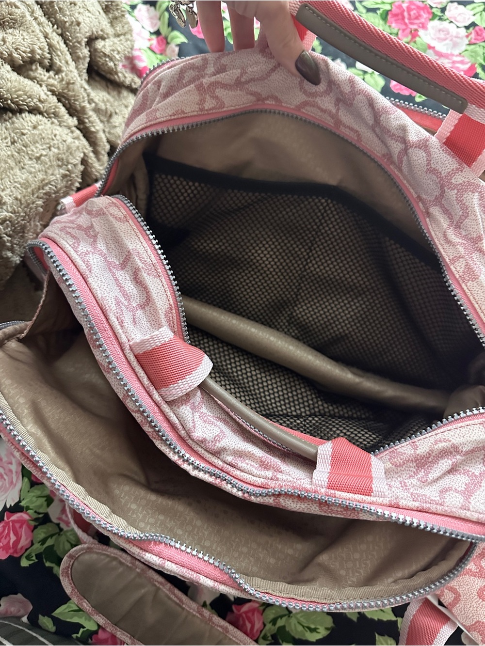 Tous Pink Patterned Crossbody Backpack - Picture 4 of 5